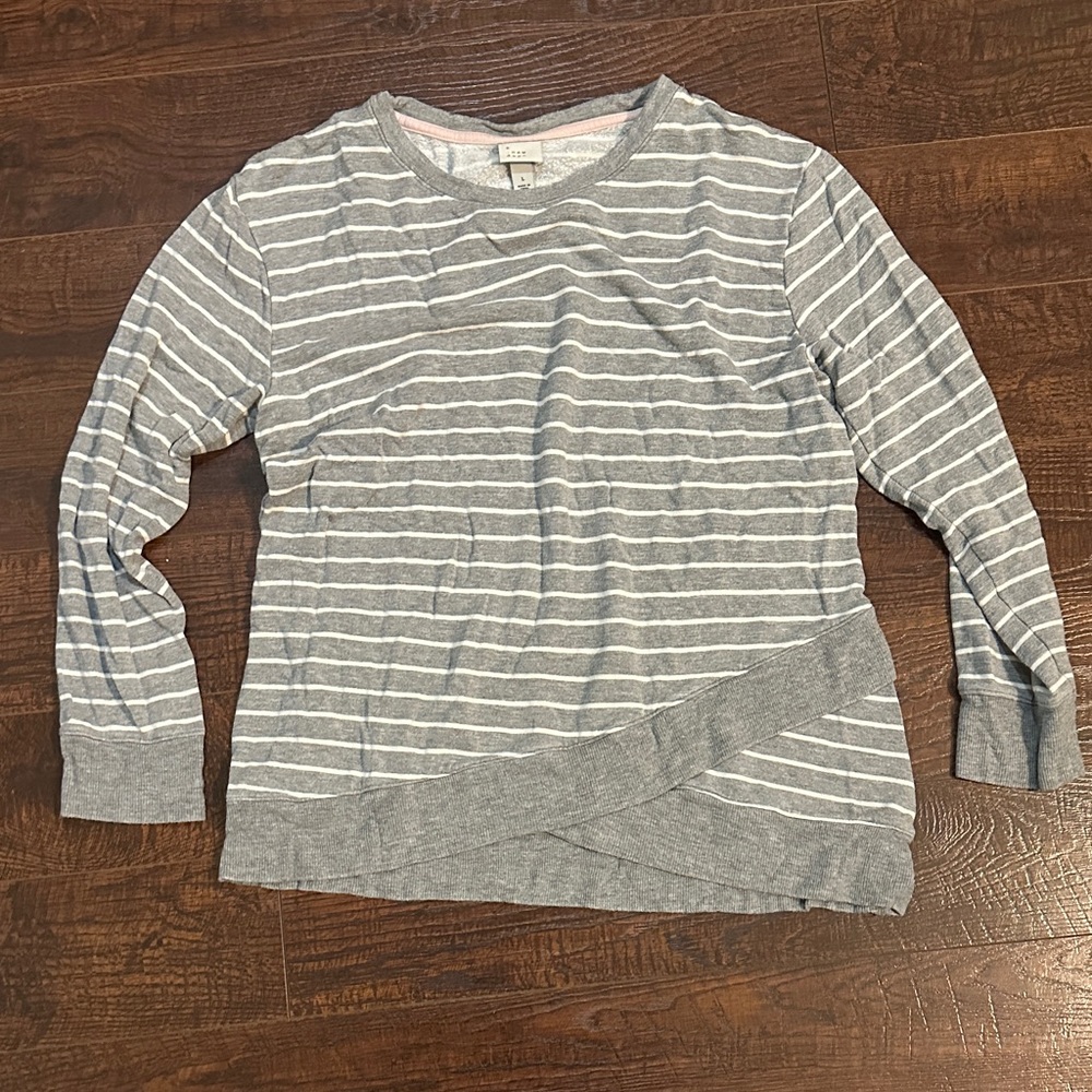 A New Day Gray Striped Long Sleeve Top Size large
